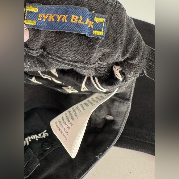 Privilege Society Kid's IYKYK Skinny Flare - Picture 10 of 16